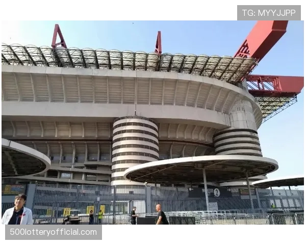 科莫新球场计划推进，市政府与俱乐部就经济财务方案达成一致